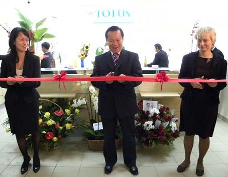 KHAI TRƯƠNG TRUNG TÂM Y TẾ LOTUS (LOTUS MEDICAL CENTER) KHAI TRƯƠNG TRUNG TÂM Y TẾ LOTUS (LOTUS MEDICAL CENTER)