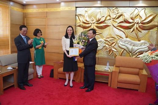 Trao tặng huy chương Trao tặng huy chương