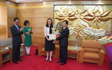 Trao tặng huy chương Trao tặng huy chương