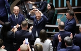 Ông Donald Tusk đã được Hạ viện Ba Lan bầu làm thủ tướng