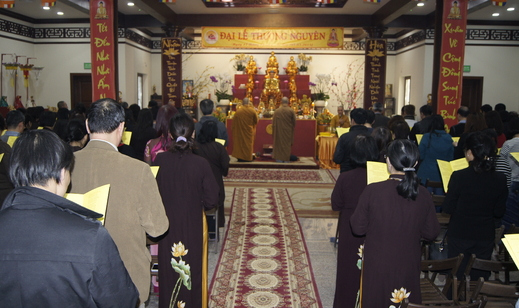 Đại lễ Thượng nguyên Phật lịch 2558 tại chùa Nhân Hòa Warszawa, Ba Lan - ảnh 2