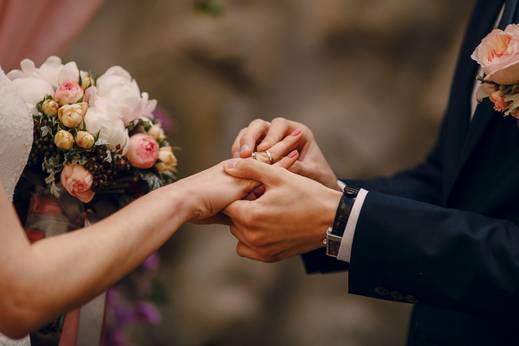 Đàn ông Ba Lan có hay đổi sang họ của vợ sau khi kết hôn không?