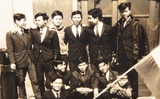 Ba mươi năm. Ba mươi năm.