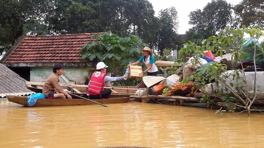 Cộng đồng người Việt Nam tại Ba Lan: Kêu gọi quyên góp từ thiện, ủng hộ đồng bào bị lũ lụt Cộng đồng người Việt Nam tại Ba Lan: Kêu gọi quyên góp từ thiện, ủng hộ đồng bào bị lũ lụt