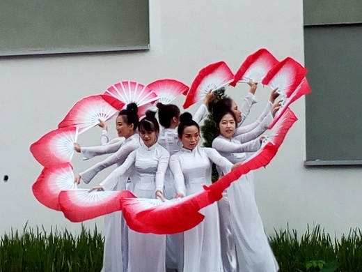 Sinh viên Việt Nam tại Ba Lan tham gia ngày hội văn hóa các quốc gia (International Day) Sinh viên Việt Nam tại Ba Lan tham gia ngày hội văn hóa các quốc gia (International Day)