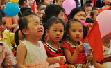 Nhân chuyện cô giáo bắt học sinh quỳ - Phải đổi mới căn bản quan niệm giáo dục học sinh Nhân chuyện cô giáo bắt học sinh quỳ - Phải đổi mới căn bản quan niệm giáo dục học sinh