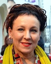 Olga Tokarczuk – nhà văn Ba Lan thứ sáu,
và là nữ nhà văn thứ hai của Ba Lan đoạt giải Nobel văn học Olga Tokarczuk – nhà văn Ba Lan thứ sáu,
và là nữ nhà văn thứ hai của Ba Lan đoạt giải Nobel văn học