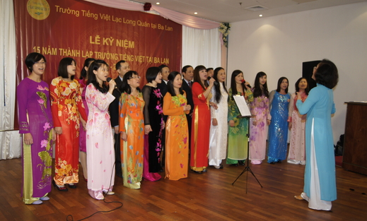 Trường Tiếng Việt tại Ba Lan kỷ niệm 15 năm ngày thành lập - ảnh 9