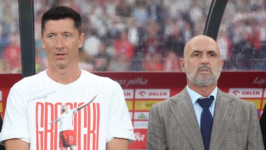 Robert Lewandowski từ chối thi đấu cho đội tuyển Ba Lan vì mẫu thuẫn với HLV Robert Lewandowski từ chối thi đấu cho đội tuyển Ba Lan vì mẫu thuẫn với HLV